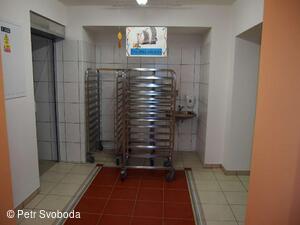 Školní jídelna Bělotín