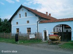 dobová restaurace Na statku