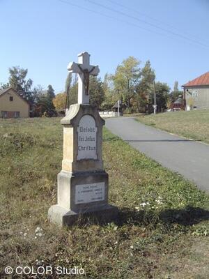Kamenný kříž