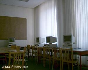 Soukromá střední odborná škola podnikatelská a textilní, hlavní budova, PC učebna