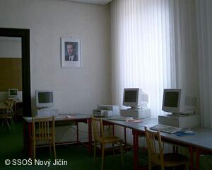 Soukromá střední odborná škola podnikatelská a textilní, hlavní budova, PC učebna