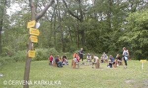 Ohniště pro 12 měsíčků