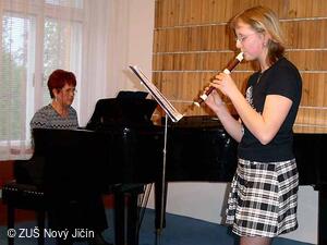 Absolventský koncert, 28.4.2004, ZUŠ NJ