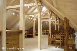 Slezskoostravský hrad, Ešler bar, interiér, posezení