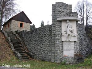 Pomník Maryčky Magdónové