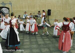 Dřeváček, dětský folklorní soubor
