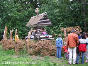 Setkání Jeníčků a Mařenek 2007 - Domečku, otoč se!