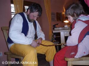 Velikonoce v Perníkové chaloupce 2008