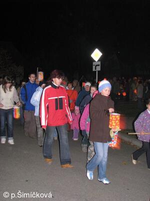 lampionový průvod