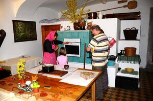 Velikonoce v Perníkové chaloupce 2009