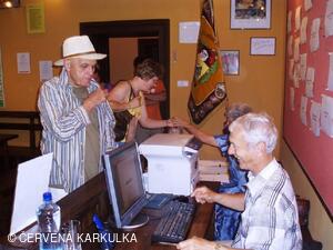 Setkání Jeníčků a Mařenek 2009 - registrace Jana Přeučila