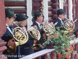Setkání Jeníčků a Mařenek 2009 - lesní rohy Jana Šustra