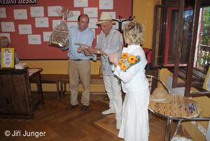 Setkání Jeníčků a Mařenek 2009 - uvedení Jana Přeučila do Síně slávy