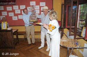 Setkání Jeníčků a Mařenek 2009 - uvedení Jana Přeučila do Síně slávy