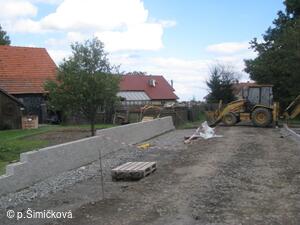 průběh stavební akce