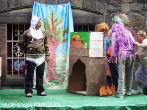 Medobraní a Den dětí 2010 - pohádka o Smolíčkovi, Domov pod Kuňkou
