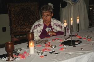 Den duchů 2010 - věštkyně Jana Skálová