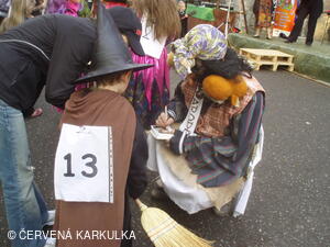 Čarodějnice u Perníkové chaloupky 2011