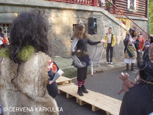 Čarodějnice u Perníkové chaloupky 2011