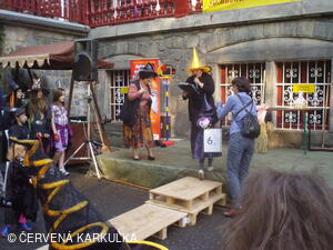Čarodějnice u Perníkové chaloupky 2011