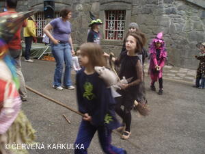 Čarodějnice u Perníkové chaloupky 2011