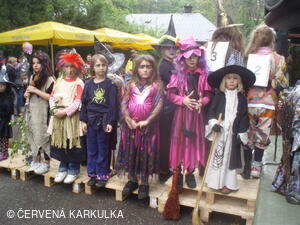 Čarodějnice u Perníkové chaloupky 2011