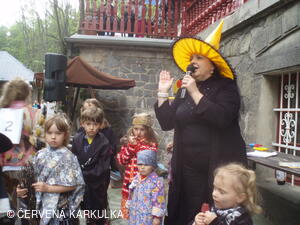 Čarodějnice u Perníkové chaloupky 2011