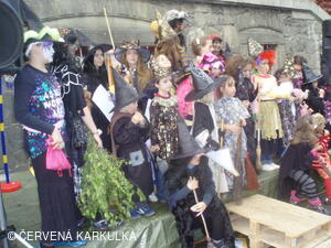 Čarodějnice u Perníkové chaloupky 2011