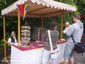 Medobraní s dětským dnem u Perníkové chaloupky 2011