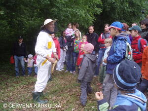 Medobraní s dětským dnem u Perníkové chaloupky 2011