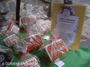 Medobraní s dětským dnem u Perníkové chaloupky 2011