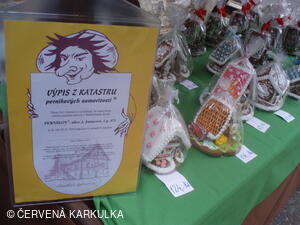 Medobraní s dětským dnem u Perníkové chaloupky 2011