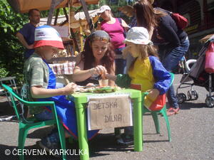 Medobraní s dětským dnem u Perníkové chaloupky 2011