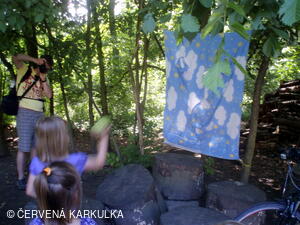 Medobraní s dětským dnem u Perníkové chaloupky 2011