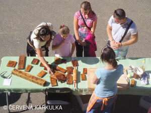 Tlačenice perníku v Království perníku 28. 9. 2011